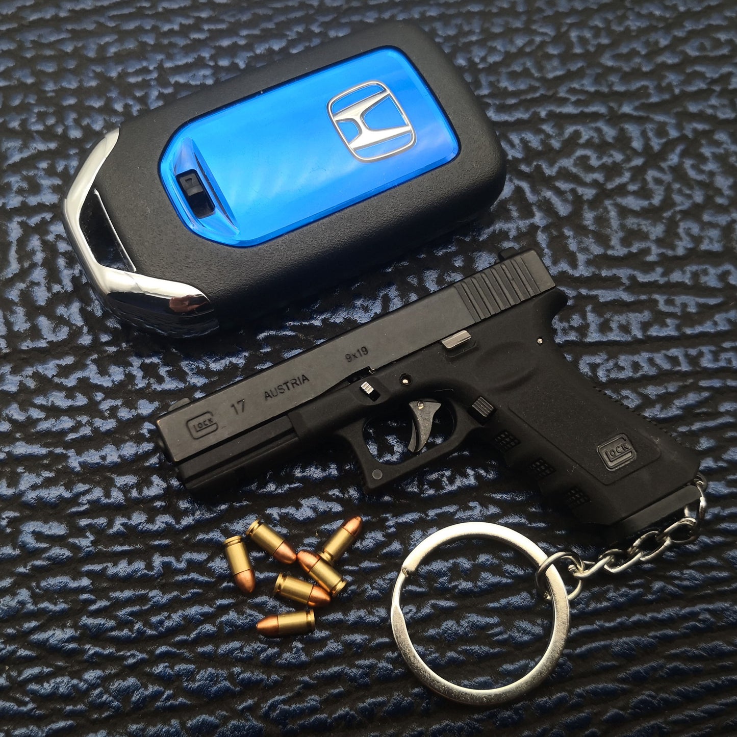 1/3 Scale Shell Eject Glock Simulation model gun Keychain(For Display Only)