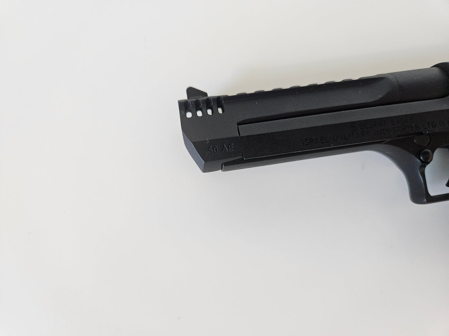 1/2 Scale Shell Eject Desert Eagle Full metal replica model gun Ported Barrel(For Display Only)