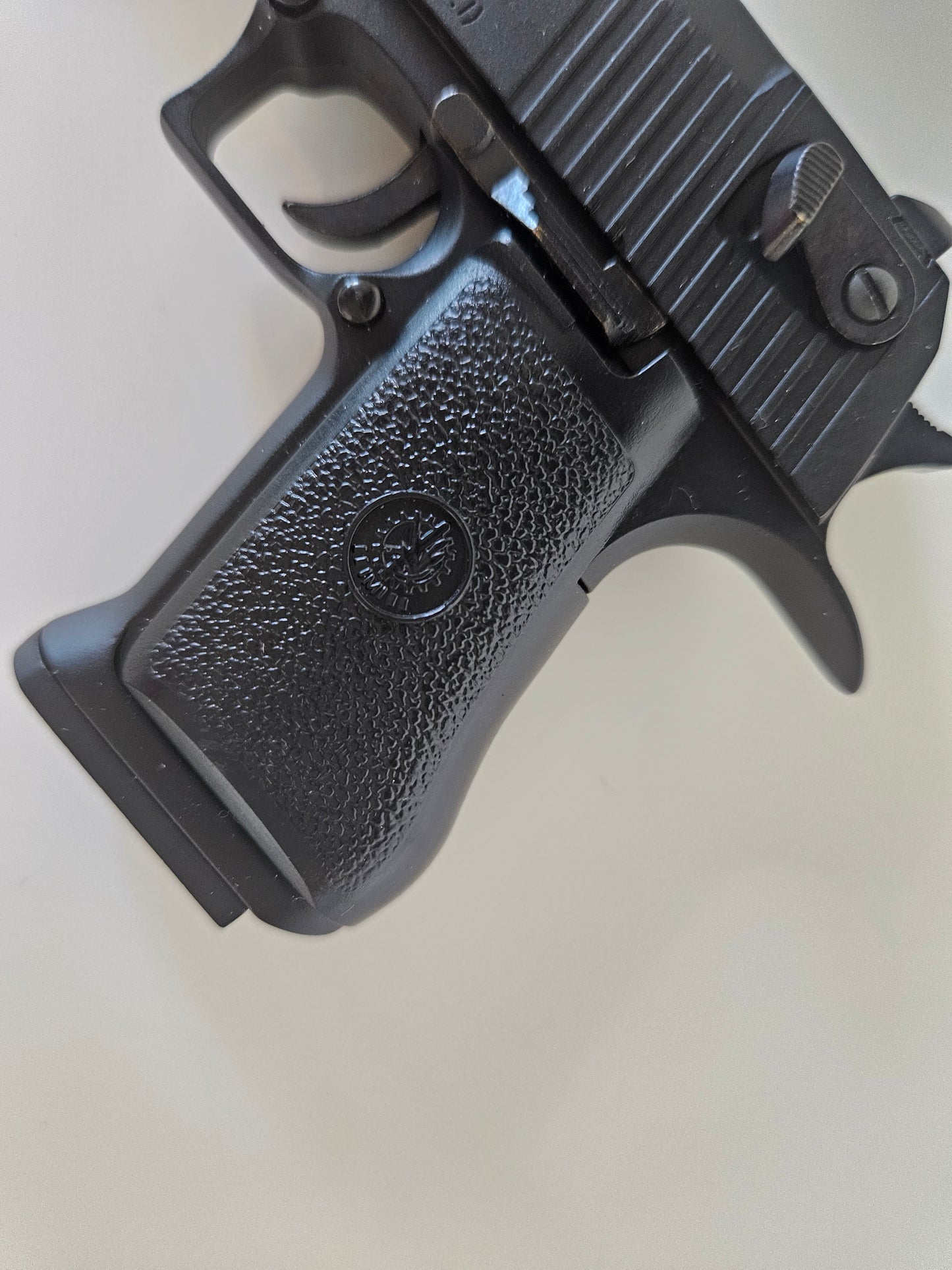 1/2 Scale Shell Eject Desert Eagle Full metal replica model gun Ported Barrel(For Display Only)