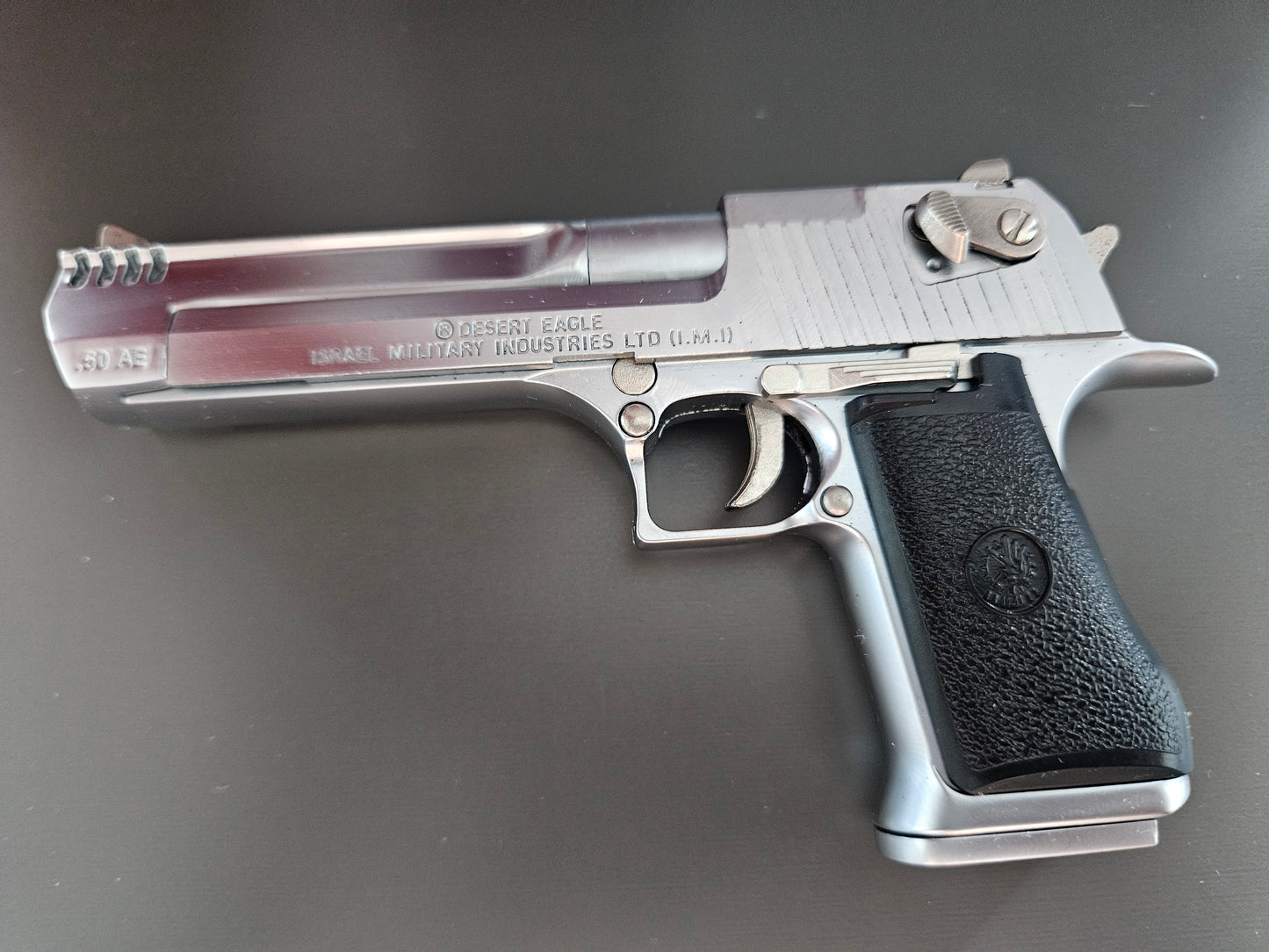 1/2 Scale Shell Eject Desert Eagle Full metal replica model gun Ported Barrel(For Display Only)