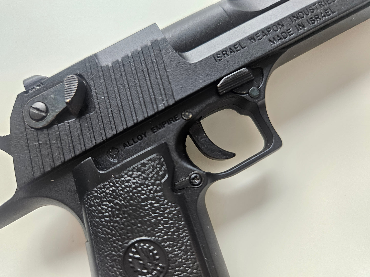 1/2 Scale Shell Eject Desert Eagle Full metal replica model gun Ported Barrel(For Display Only)