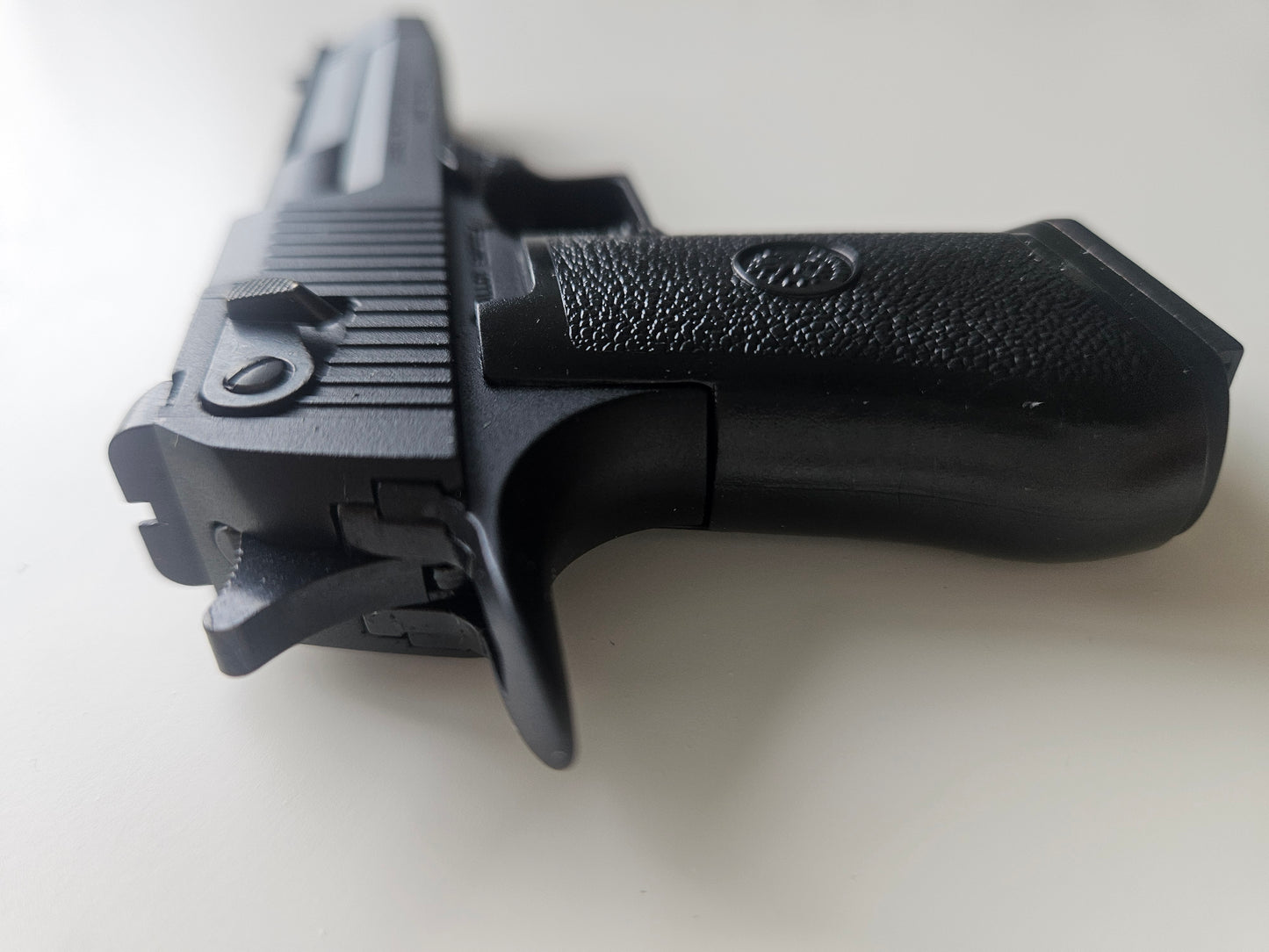1/2 Scale Shell Eject Desert Eagle Full metal replica model gun Ported Barrel(For Display Only)