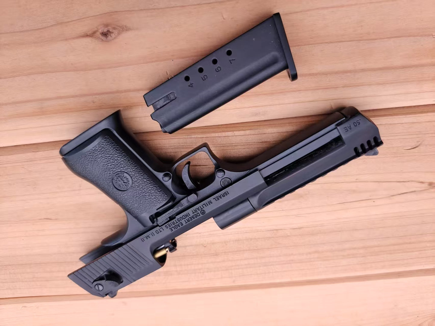 1/2 Scale Shell Eject Desert Eagle Full metal replica model gun Ported Barrel(For Display Only)