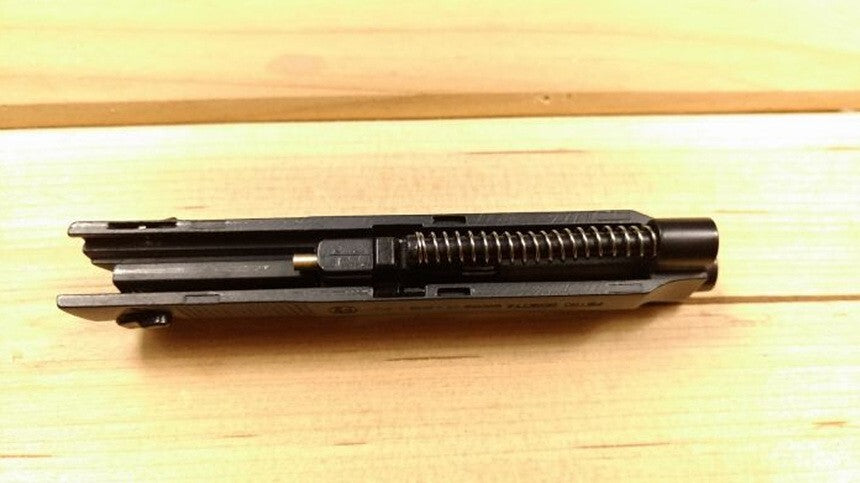 1/2 Scale Shell Eject Beretta Full metal replica model gun(For Display Only)
