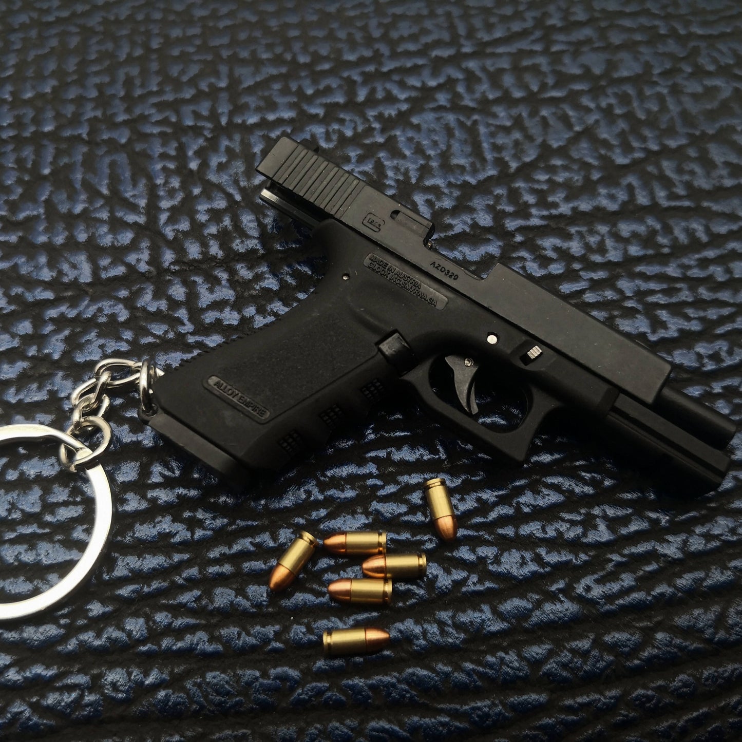1/3 Scale Shell Eject Glock Simulation model gun Keychain(For Display Only)