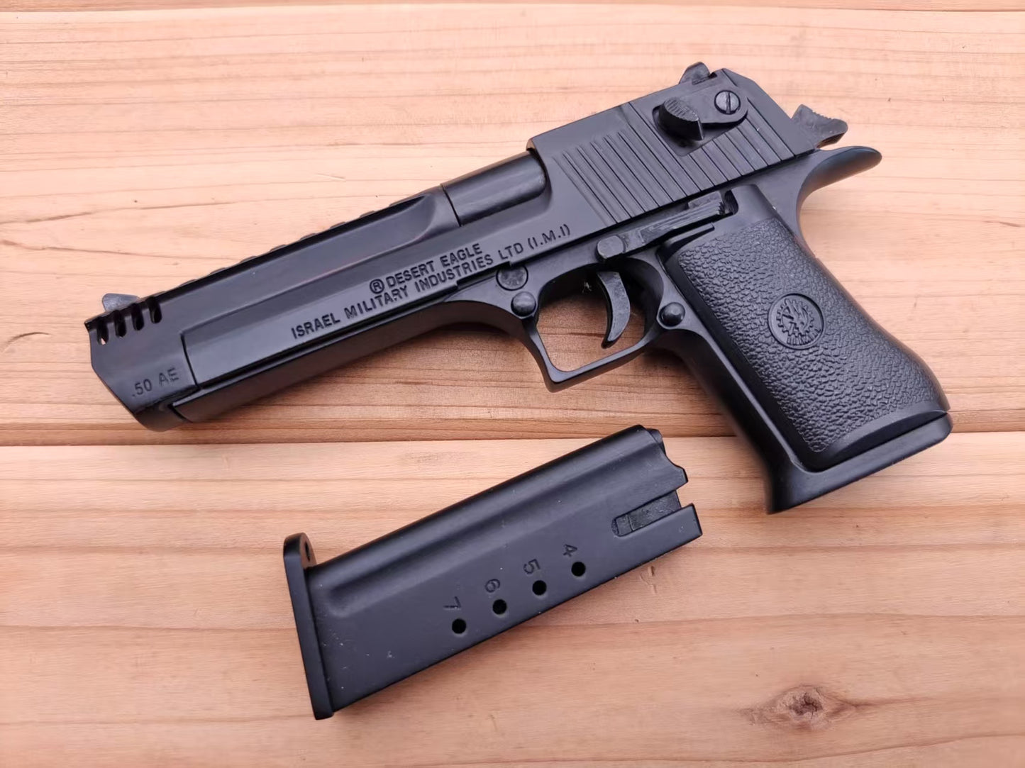 1/2 Scale Shell Eject Desert Eagle Full metal replica model gun Ported Barrel(For Display Only)