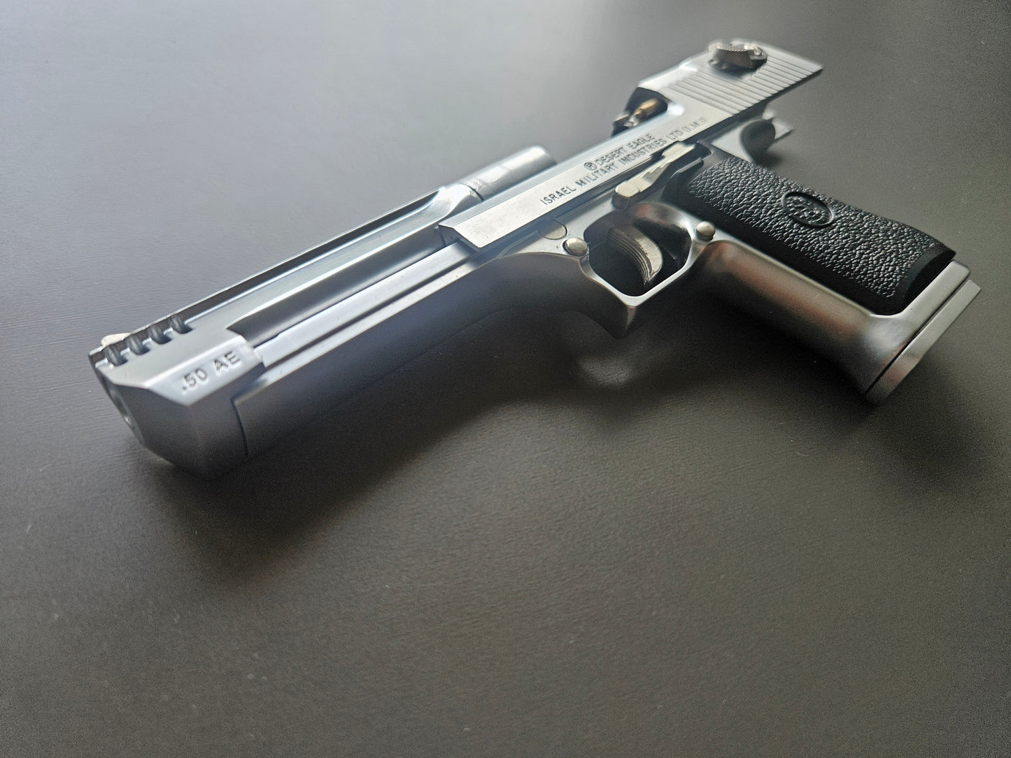 1/2 Scale Shell Eject Desert Eagle Full metal replica model gun Ported Barrel(For Display Only)