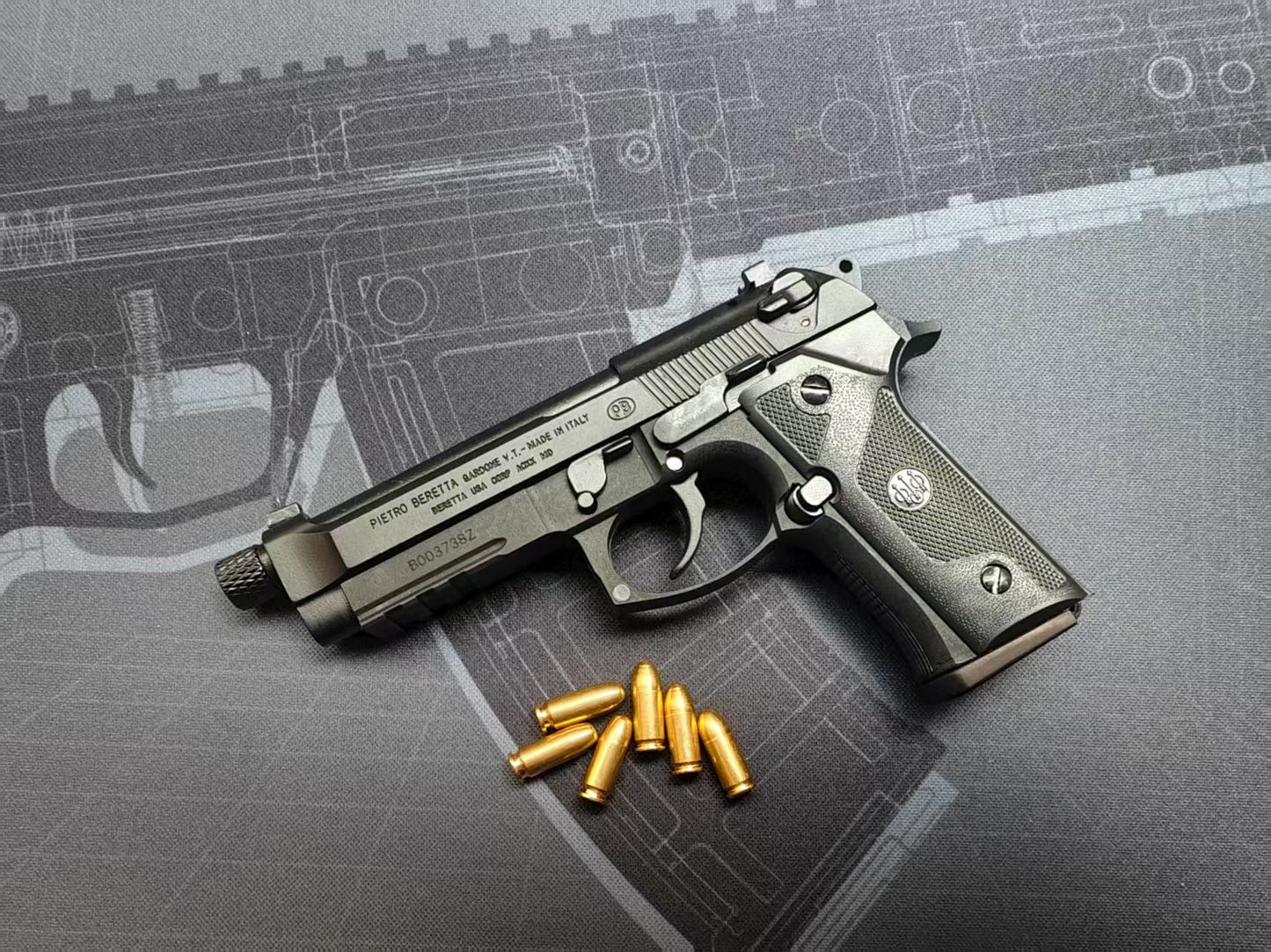 1/2 Scale Shell Eject Beretta M9A3 Full metal replica  model gun(For Display Only)