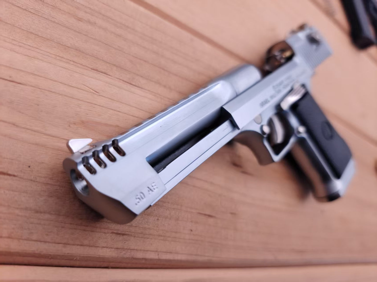 1/2 Scale Shell Eject Desert Eagle Full metal replica model gun Ported Barrel(For Display Only)